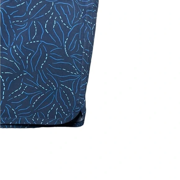 Title Nine Slaycation 2.0 Cropped Pants Kiyoshi Petite Midnight Print Blue NWT - Picture 6 of 10